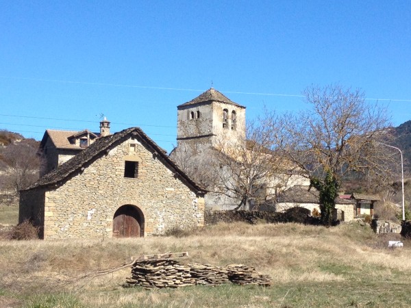 Barn and church of Sardas