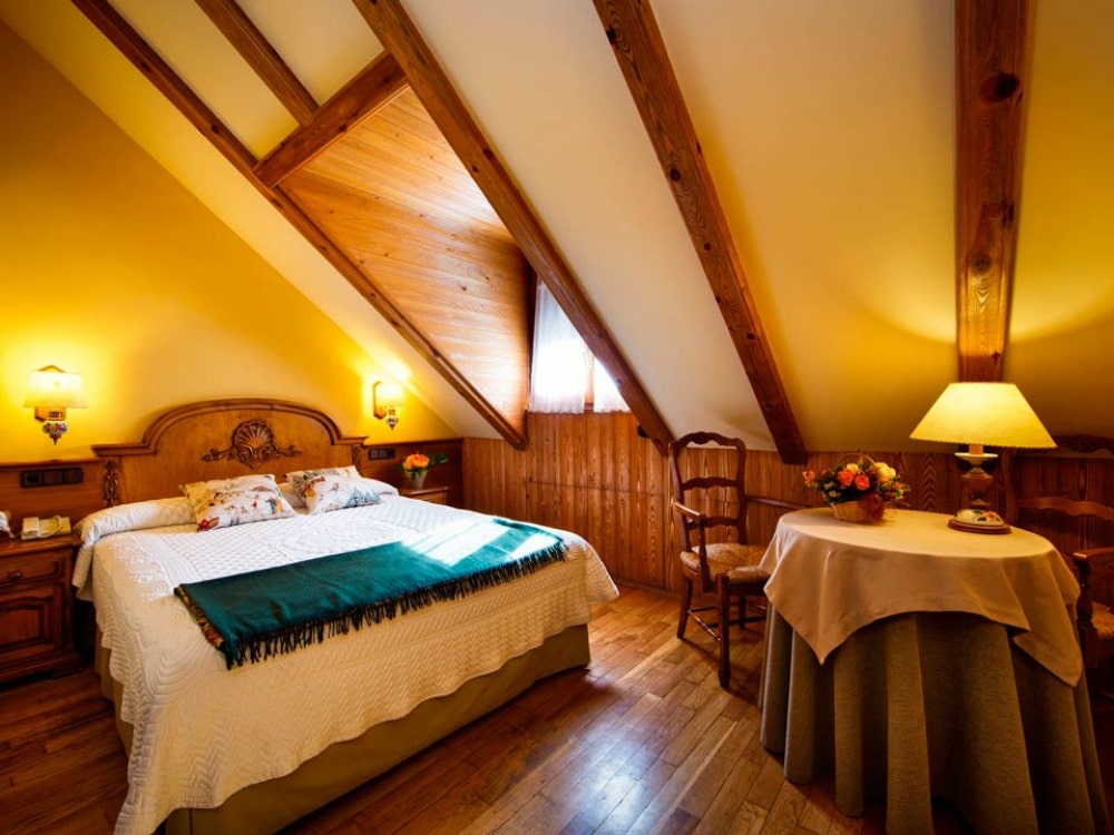 Traditional interior at Hotel Ciria