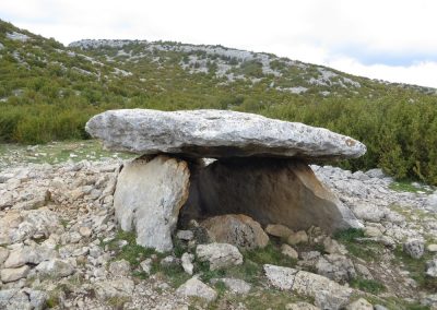 Dolmen near Otin