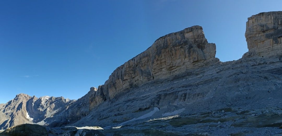 How to travel from London to Lourdes and Gavarnie by train