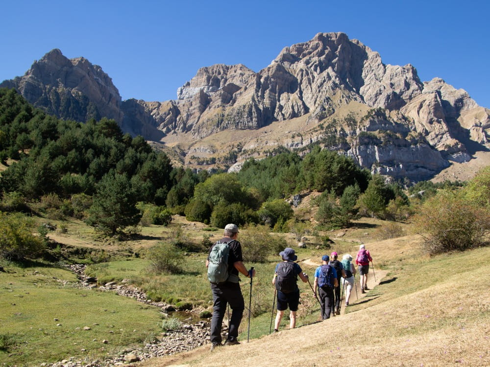 Guided holiday in September in the Pyrenees (3) Ordesa views from Pelopin summit