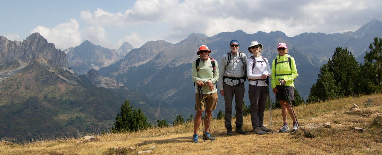 Valle de Tena Explorer: classic walks in the Pyrenees