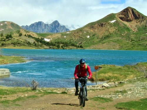 Activity holiday biking