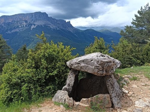 Tella dolmen
