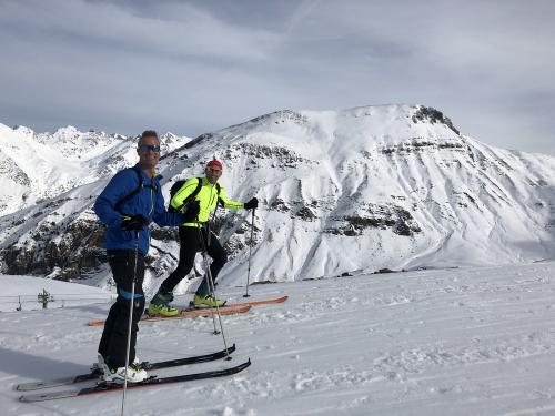 Ski-touring-pyrenees-08