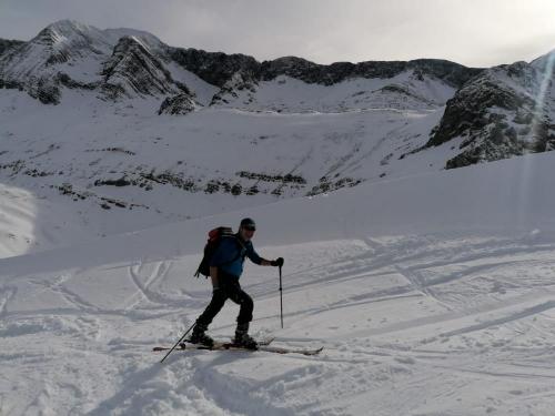 Ski-touring-pyrenees-18